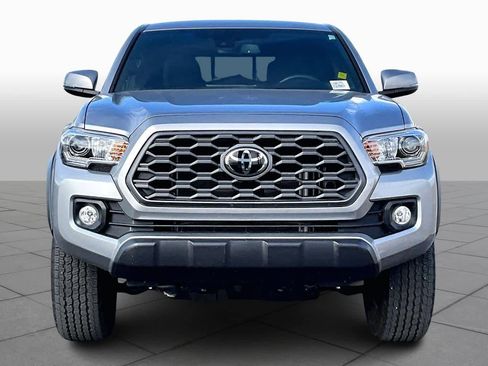Certified 2020 Toyota Tacoma TRD Off-Road image 3
