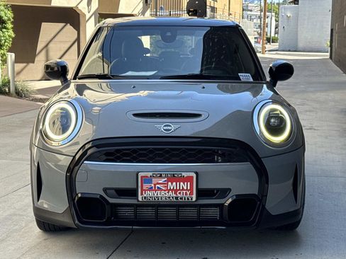 Used 2022 MINI Cooper S FWD image 2