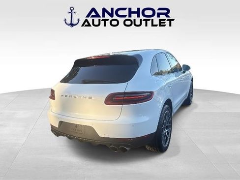 Used 2018 Porsche Macan image 8