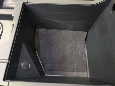 Used 2019 Toyota Tundra Platinum image 44