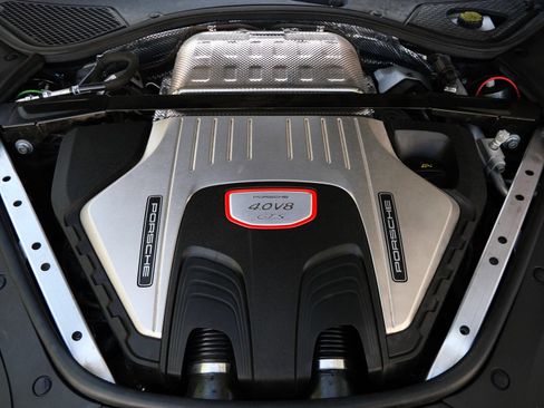 Used 2022 Porsche Panamera GTS AWD/4WD image 24