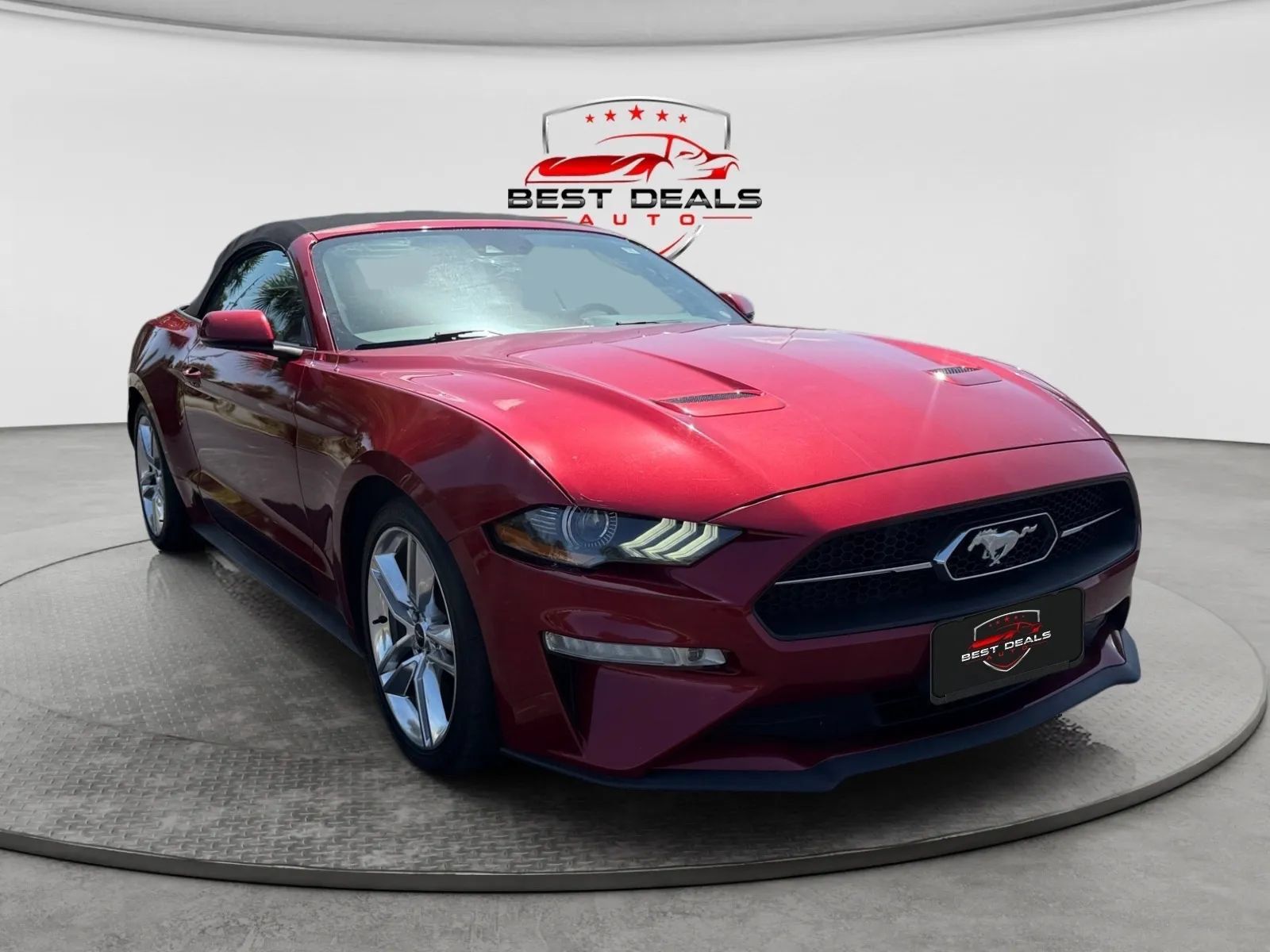 Used 2019 Ford Mustang Premium w/ Equipment Group 201A RWD image 8