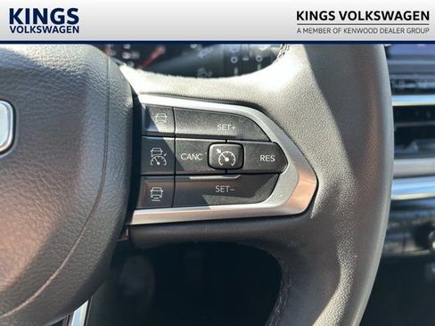 Used 2023 Jeep Compass Limited AWD/4WD image 17