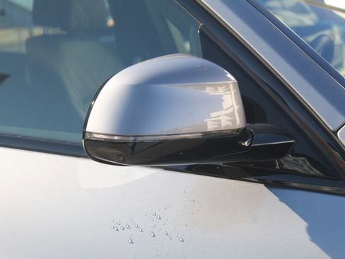 Used 2025 BMW X7 xDrive40i w/ M Sport Package image 12