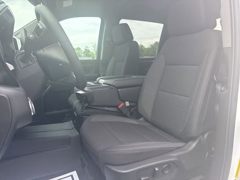 New 2026 GMC Sierra 2500 SLE w/ SLE Value Package; AWD/4WD image 16