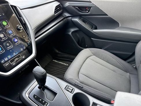 Used 2024 Subaru Crosstrek 2.0i Premium image 22