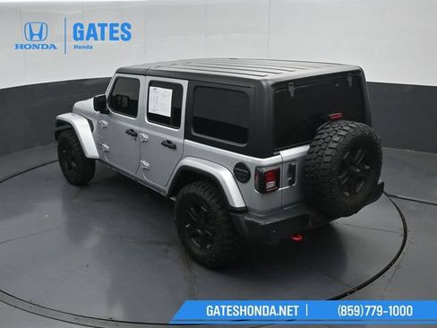 Used 2022 Jeep Wrangler Unlimited Sahara AWD/4WD image 50