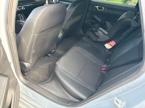 Used 2023 Honda Civic Sport image 9