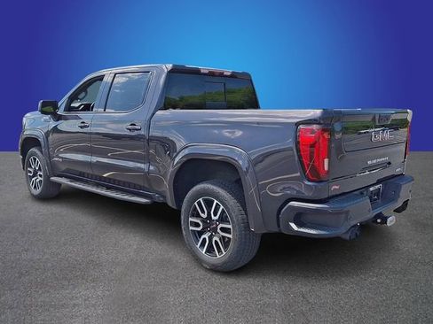 Used 2022 GMC Sierra 1500 AT4 w/ AT4 Premium Package AWD/4WD image 6