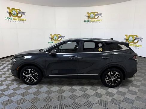 Certified 2023 Kia Sportage EX FWD image 6
