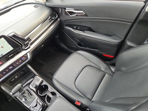 Certified 2024 Kia Sportage EX image 14