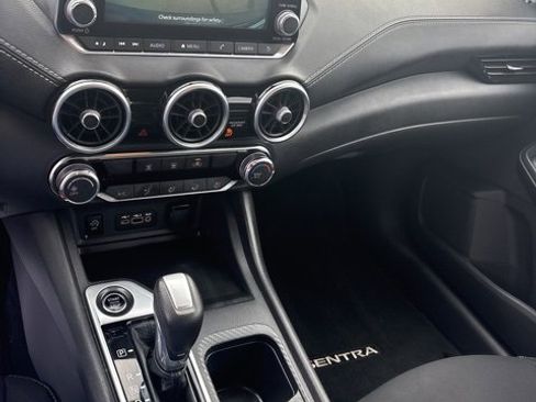 Used 2025 Nissan Sentra SV image 31