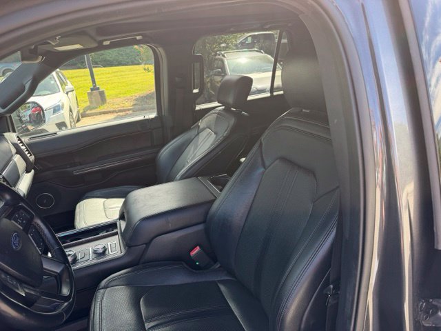 Used 2020 Ford Expedition Limited w/ Special Edition Package AWD/4WD image 12