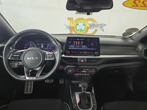 Used 2022 Kia Forte GT-Line w/ GT-Line Premium Package image 13