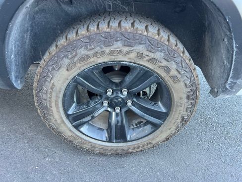 Used 2024 RAM 1500 Classic Warlock RWD image 11