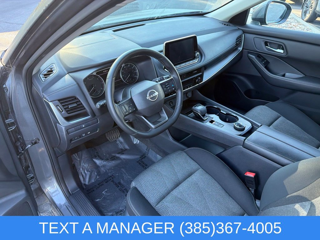 Used 2026 Nissan Rogue SV AWD/4WD image 13