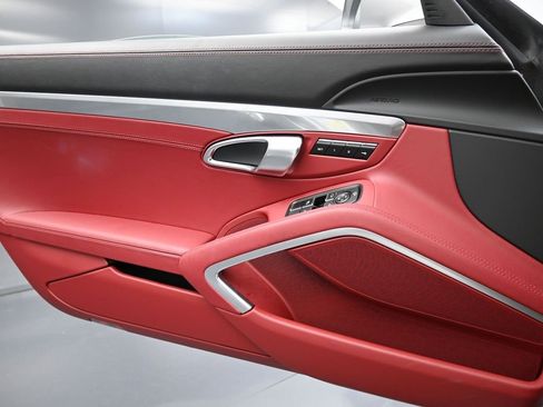 Used 2024 Porsche 718 Boxster GTS image 21