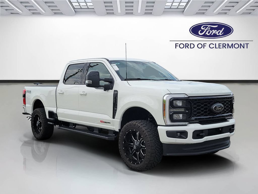 New 2026 Ford F250 Lariat w/ Black Appearance Package AWD/4WD 360° Tour