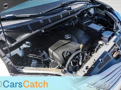 Used 2017 Toyota Sienna XLE w/ XLE Navigation Package image 44