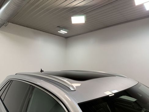 Used 2023 Volkswagen Atlas Cross Sport SEL Premium R-Line image 45