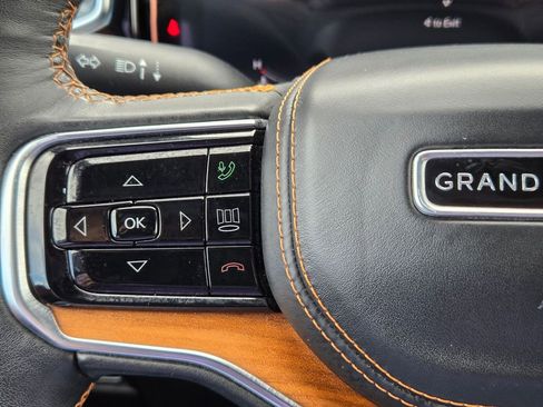 Used 2024 Jeep Grand Wagoneer L Series III AWD/4WD image 24