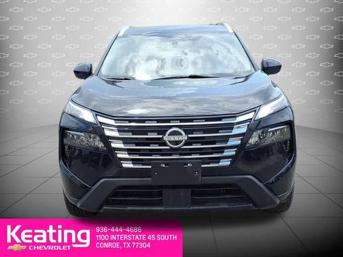 Used 2024 Nissan Rogue SV w/ SV Premium Package FWD image 10