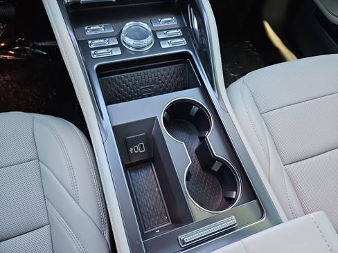 New 2026 Lincoln Nautilus Premier w/ Equipment Group 102A image 26