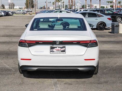 New 2026 Honda Accord LX image 7