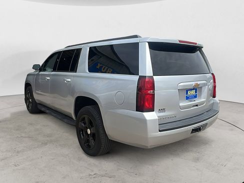 Used 2019 Chevrolet Suburban LT AWD/4WD image 4