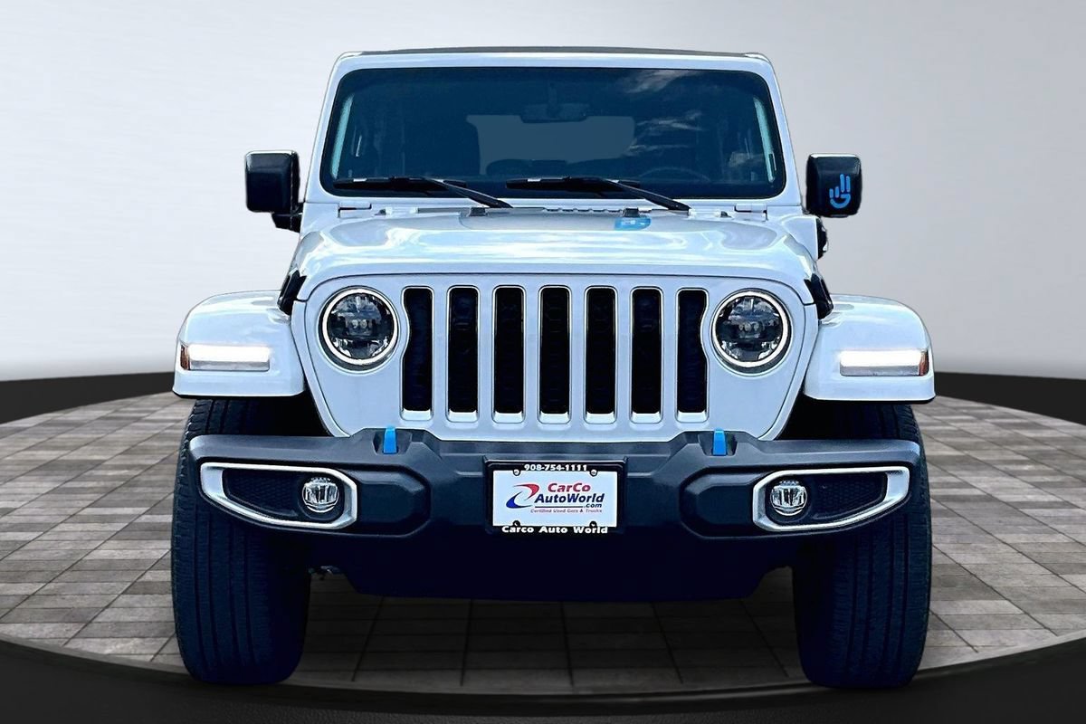 Used 2023 Jeep Wrangler Unlimited Sahara w/ Cold Weather Group AWD/4WD image 2