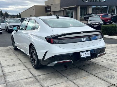 New 2026 Hyundai Sonata SEL AWD/4WD image 9