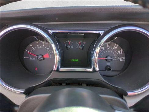 Used 2007 Ford Mustang Deluxe image 11