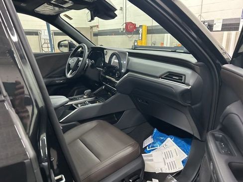 New 2026 Lexus TX 350 AWD image 12
