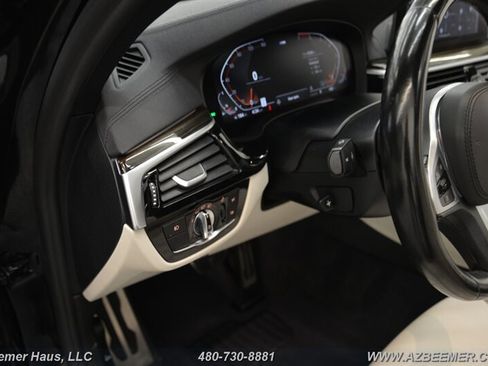 Used 2020 BMW 530i w/ M Sport Package RWD image 26
