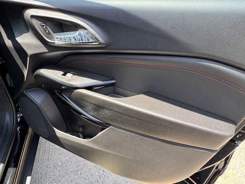 New 2026 Chevrolet Trax RS w/ Sunroof Package FWD image 8