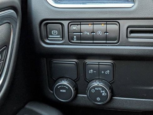 Used 2023 Chevrolet Tahoe LS RWD image 26