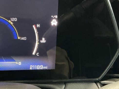 Used 2025 Chevrolet TrailBlazer RS w/ Convenience Package image 11