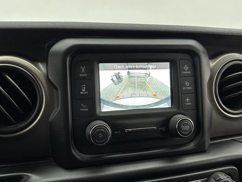 Used 2020 Jeep Wrangler Unlimited Sport S image 16