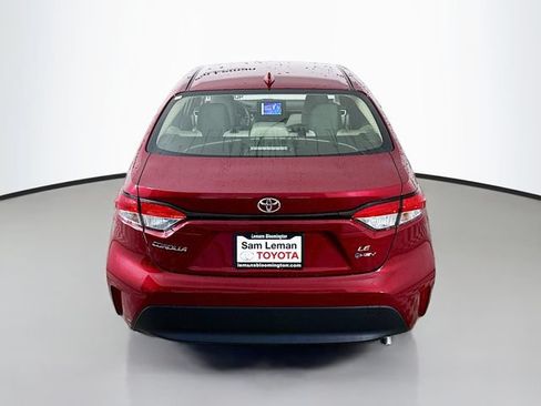 Used 2026 Toyota Corolla LE w/ LE Premium Package FWD image 6