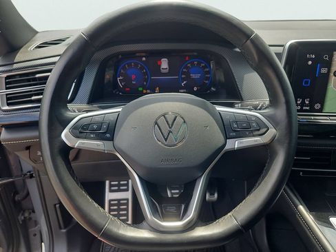 Used 2024 Volkswagen Atlas Cross Sport SEL R-Line AWD/4WD image 33
