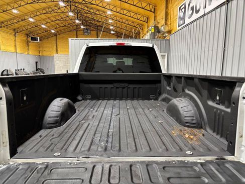 Used 2019 Ford F250 XL w/ Power Equipment Group RWD image 21