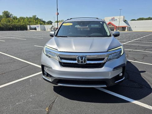 Used 2020 Honda Pilot Touring image 11