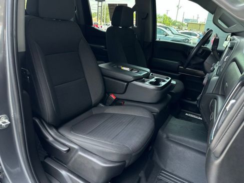 Used 2022 Chevrolet Silverado 1500 LT AWD/4WD image 17