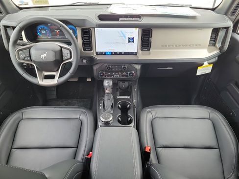 New 2026 Ford Bronco Outer Banks AWD/4WD image 16