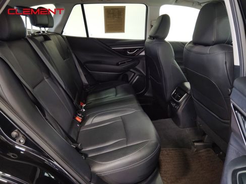 Used 2022 Subaru Outback Limited image 38