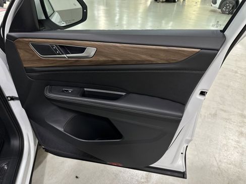 New 2026 Volkswagen Atlas SE image 39