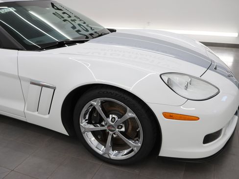 Used 2013 Chevrolet Corvette Grand Sport w/ 4LT Preferred Equipment Group RWD image 53