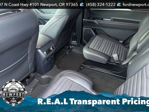 New 2026 Ford Explorer ST-Line w/ ST-Line Street Pack AWD/4WD image 14