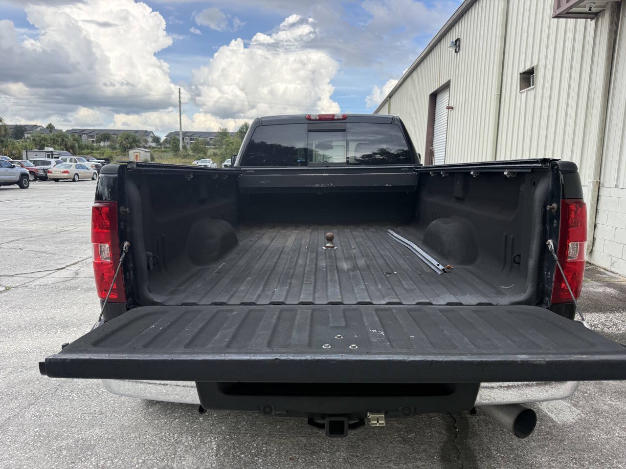 Used 2008 Chevrolet Silverado 3500 LTZ AWD/4WD image 3