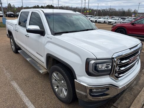 Used 2017 GMC Sierra 1500 SLT image 1